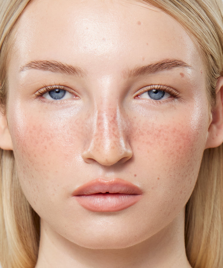 | desc: Model wears Lip Sculpt in Oat