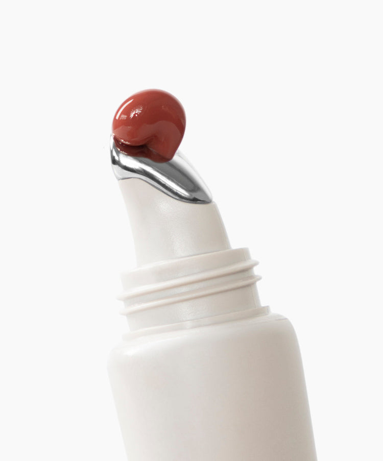 | desc: Lip Gloss in Dusk
