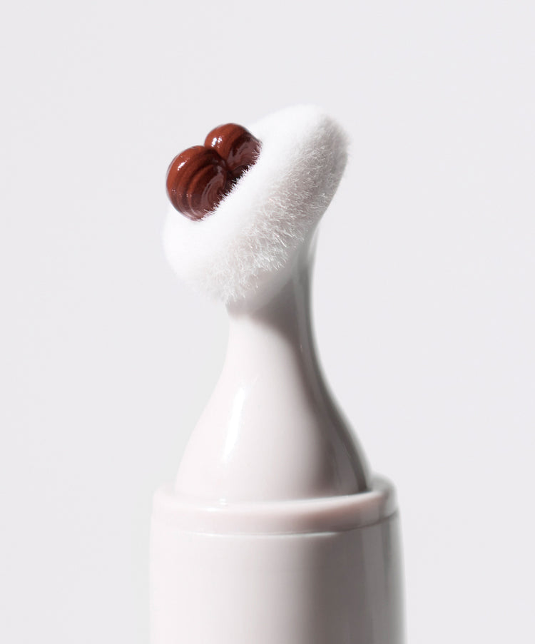 | desc: Lip Stick in shade Maple