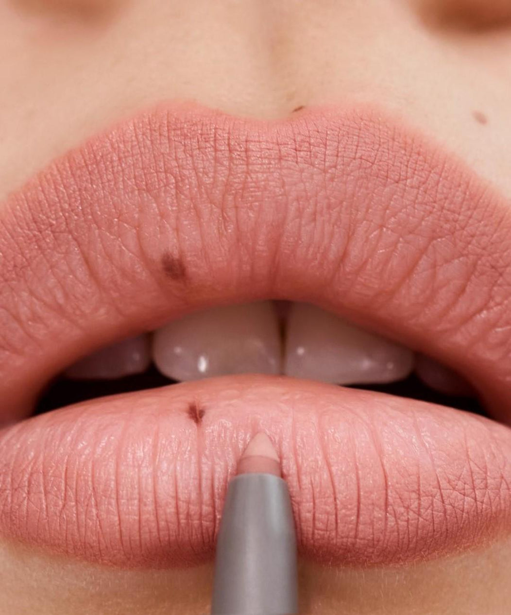 Lip Sculpt in shade Oat  