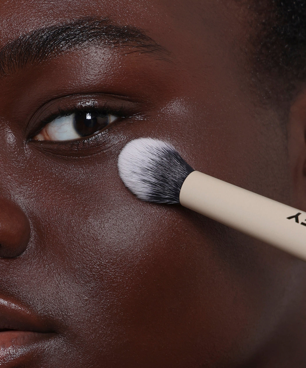 Complexion Brush